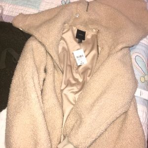 Large fuzzy coat perfect for the winter!